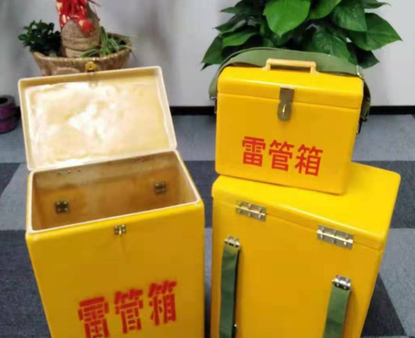 鹤峰玻璃钢雷管箱有哪些特点
