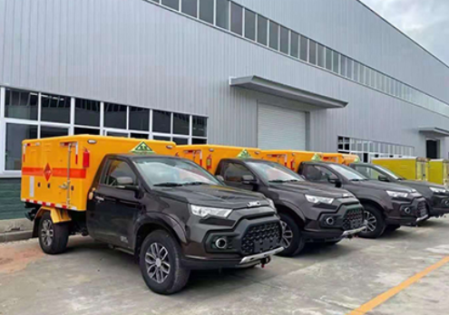 鹤峰爆破器材运输车-保障安全与效率的关键